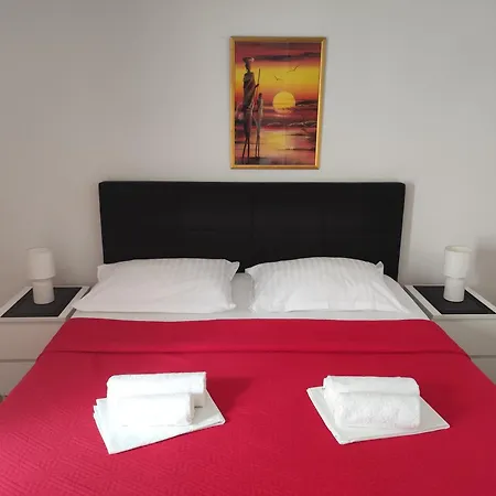 Prlic 3 Alloggio in famiglia *