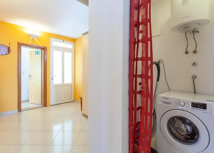 Prlic 3 Alloggio in famiglia Makarska