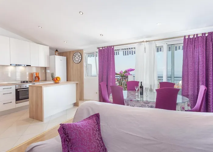 Prlic 3 Alloggio in famiglia *